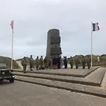 Le Domaine De La Vallee 3*