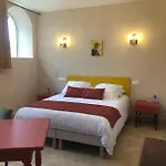 Le Domaine De La Vallee Bed & Breakfast