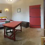 Le Domaine De La Vallee Bed & Breakfast 3*