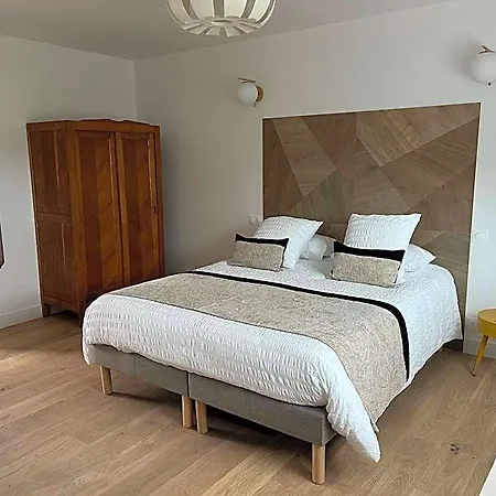 Bed & Breakfast Le Domaine De La Vallee Saint-Martin-de-Varreville
