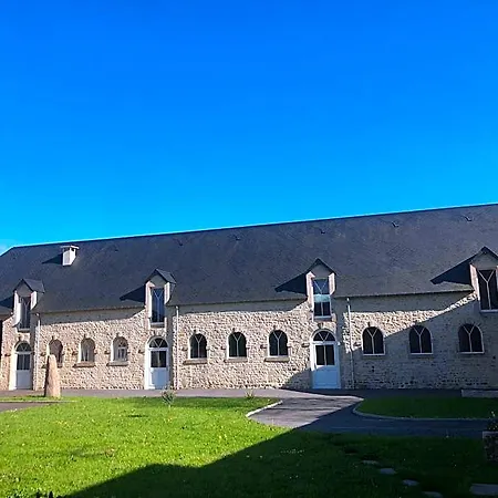 Bed & Breakfast Le Domaine De La Vallee Saint-Martin-de-Varreville