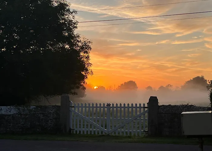 D'hotes Le Domaine De La Vallee Saint-Martin-de-Varreville